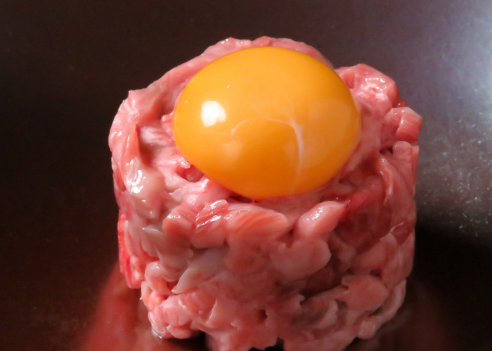うしいろ</br>黒毛和牛ユッケ